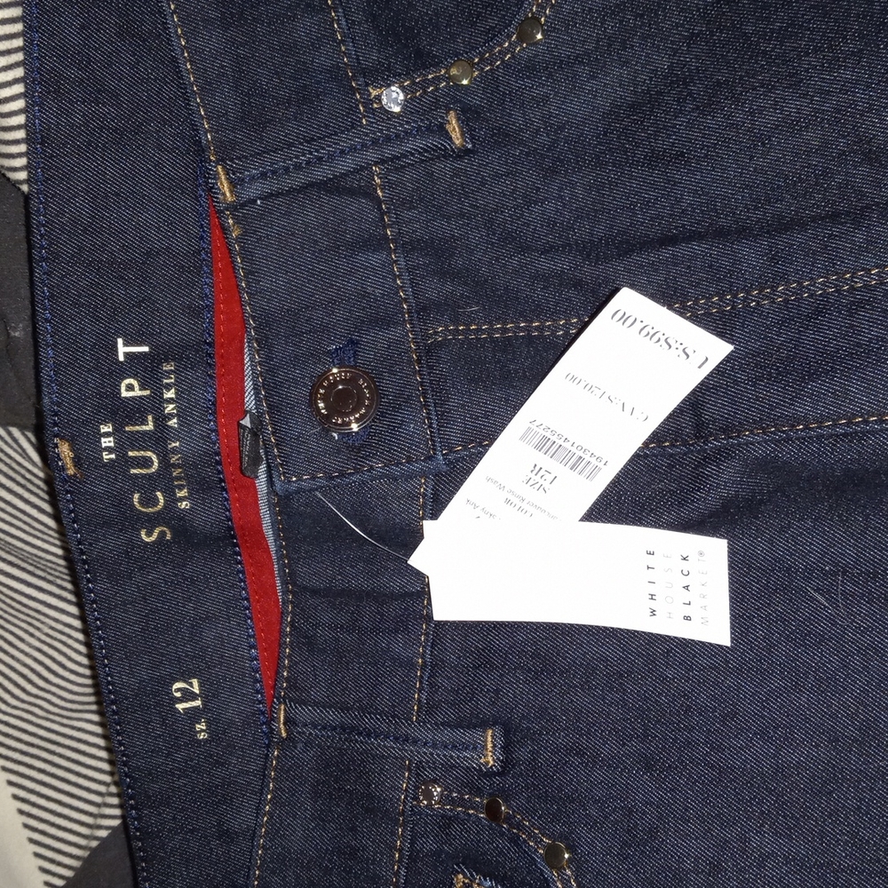 White house black market ultimate sculpt top secret slimming pockets 12 R